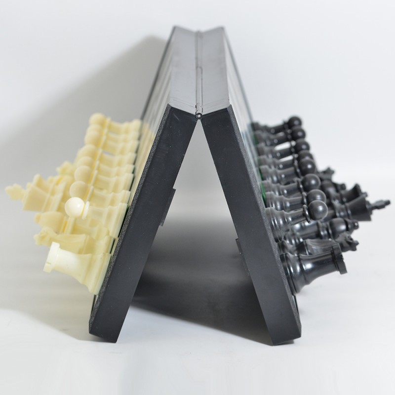 Folding Magnetic Chess Portabl - Board Game Yearbook review and price